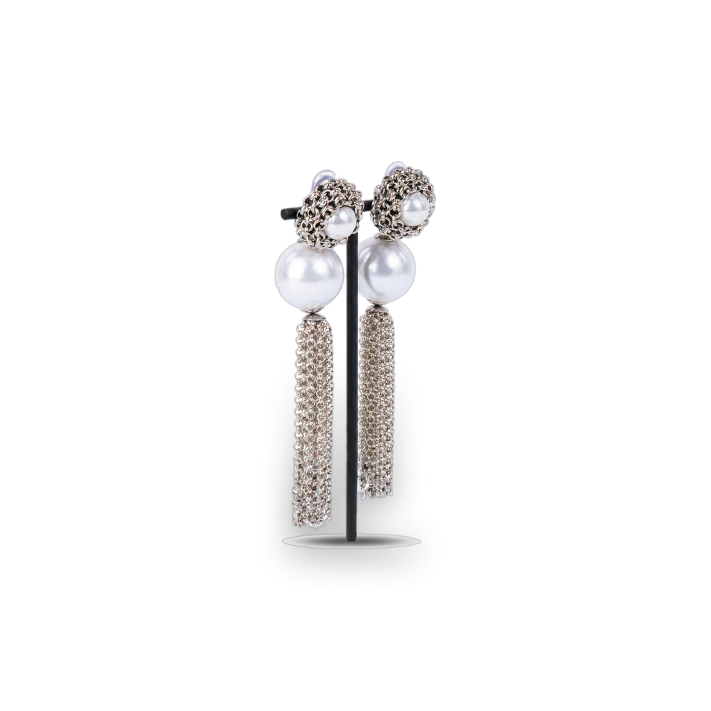 PEARL PENDANT EARRINGS WITH MULTI-STRAIN CHAIN