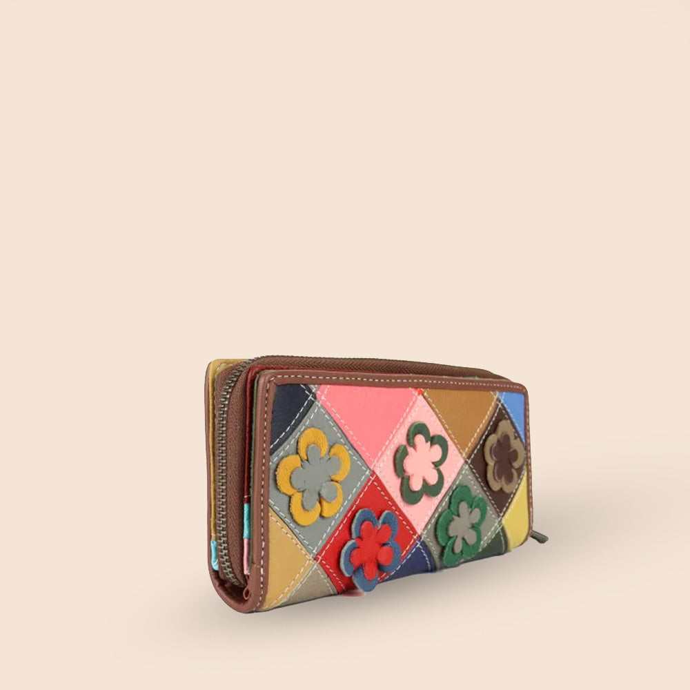 PORTAFOGLIO GRANDE PATCHWORK CON FIORI IN RILIEVO