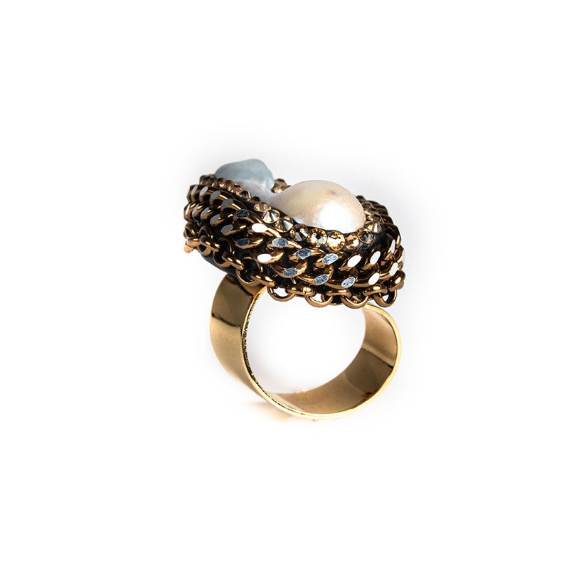 ANELLO CON MADREPERLA CONTORNATO DA CATENA