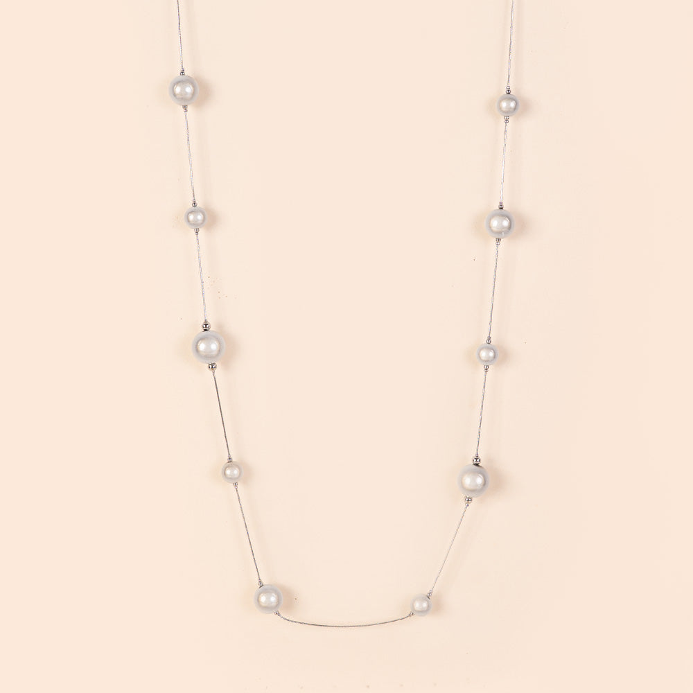 COLLANA LUNGA CON SFERE DI DIAMETRO DIVERSO