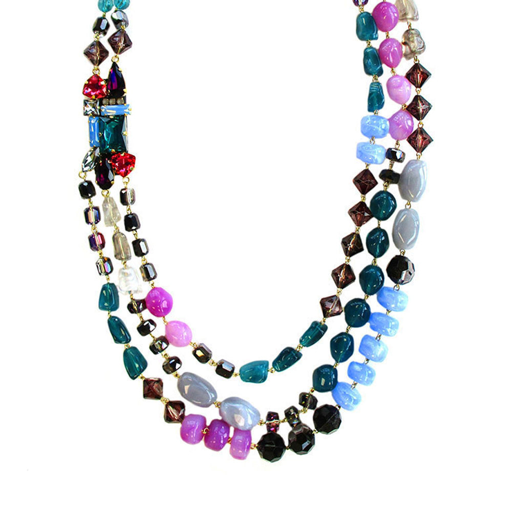 LONG NECKLACE WITH CRYSTALS AND STONES