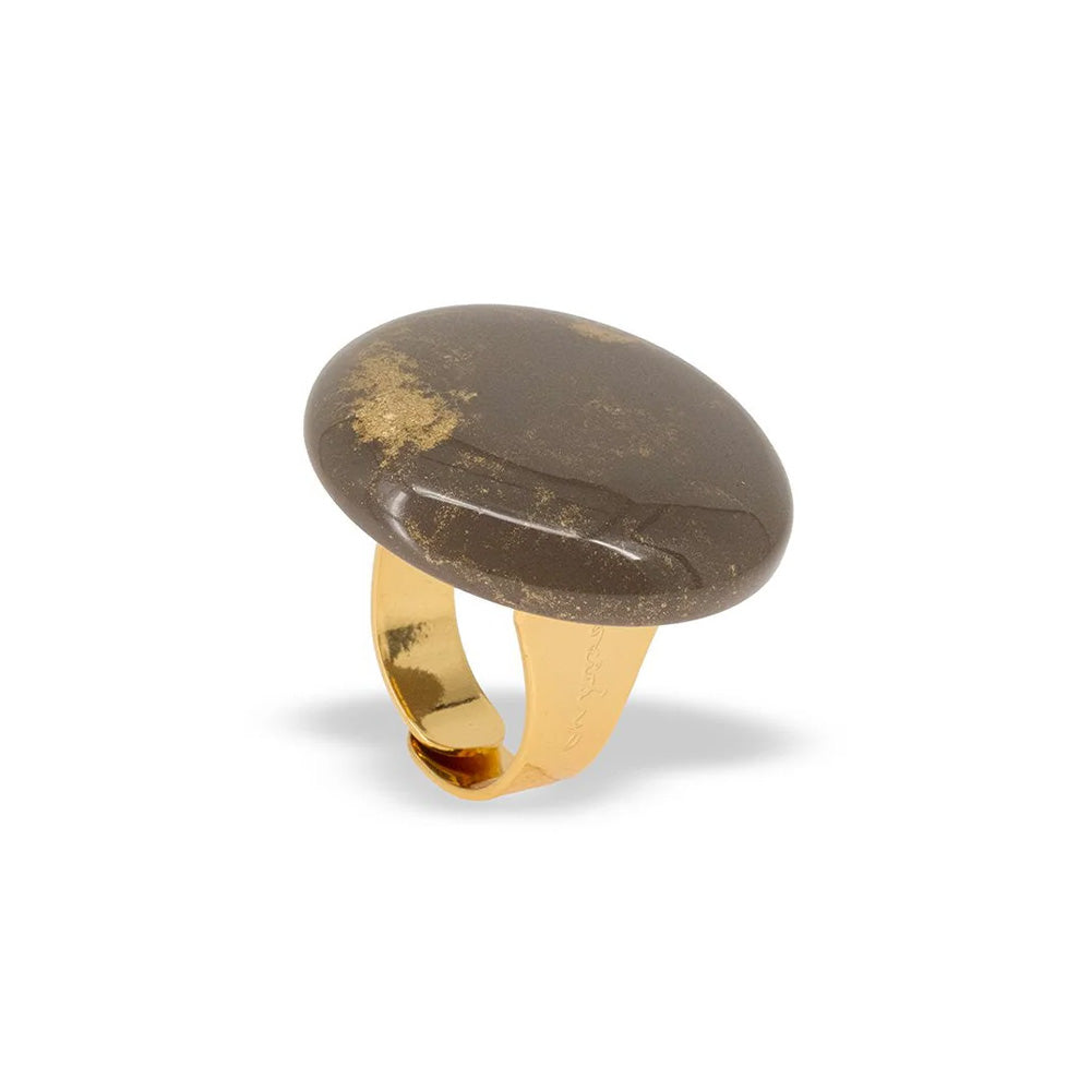 ANELLO CON ELEMENTO CIRCOLARE MARMORIZZATO