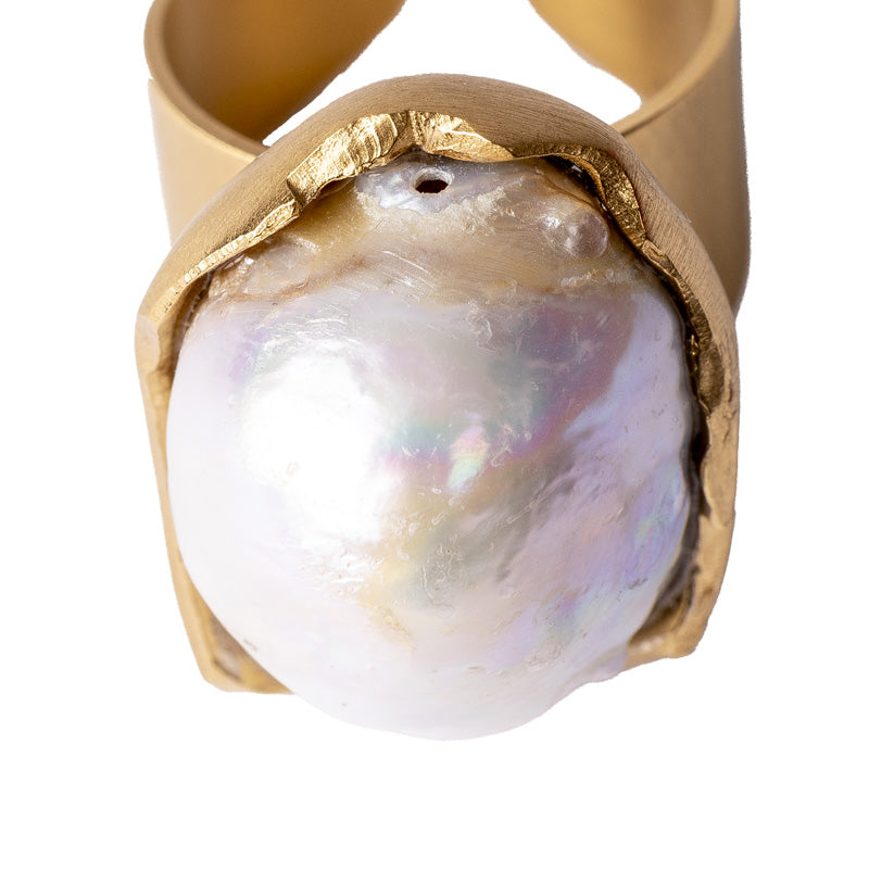 ADJUSTABLE RING WITH PEARL