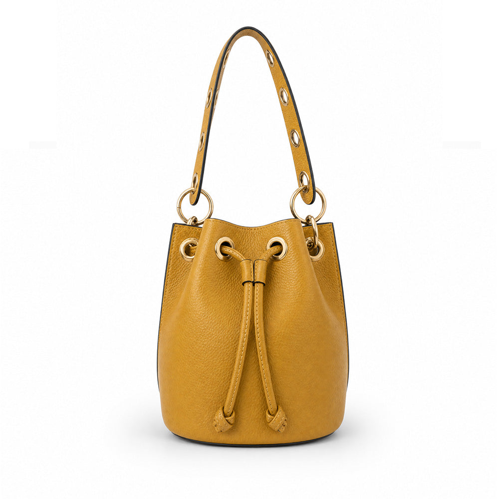 BORSA A MANO A SECCHIELLO CON BORCHIE AD ANELLO SUL MANICO