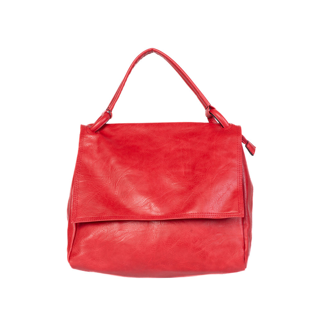 SHOULDER BAG WITH MAGNETIC FLAP CLOSURE