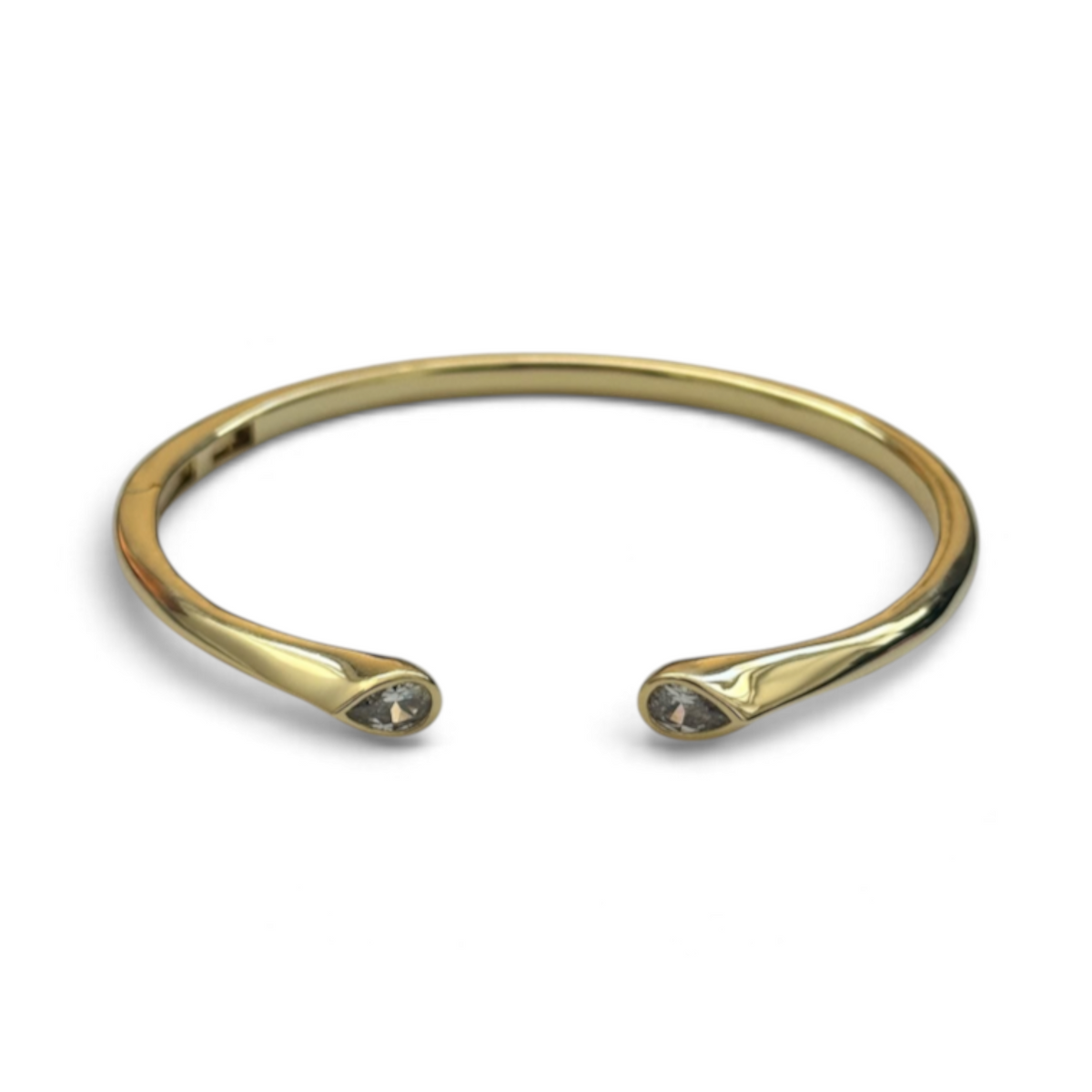 Bracciale rigido Fanatikerie in metallo dorato con due zirconi a goccia alle estremità, diametro 5,8 cm