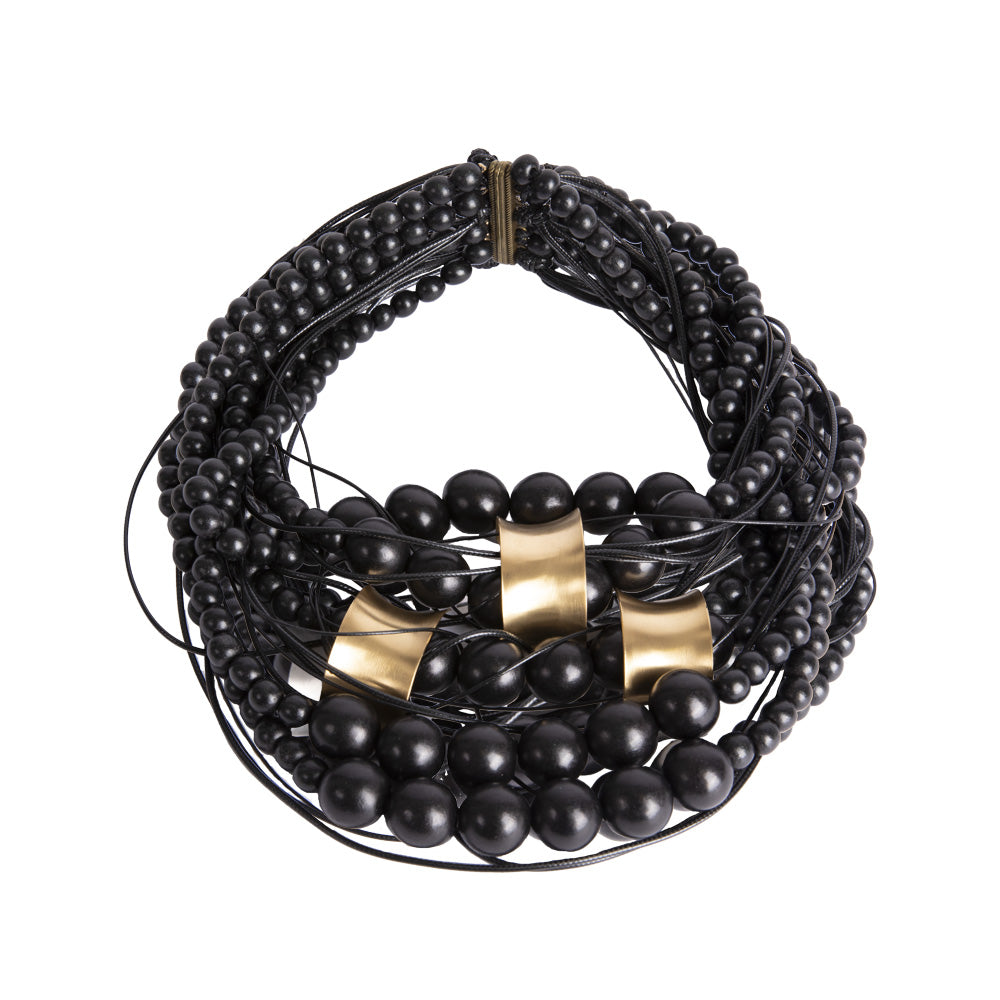 MULTI-STRAIN CHOKER NECKLACE WITH METAL INSERT