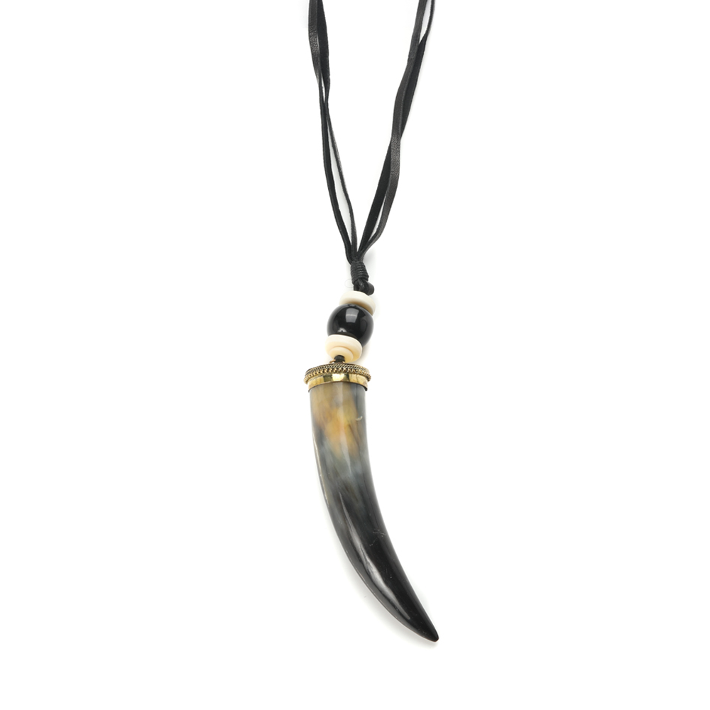 LONG HORN PENDANT NECKLACE