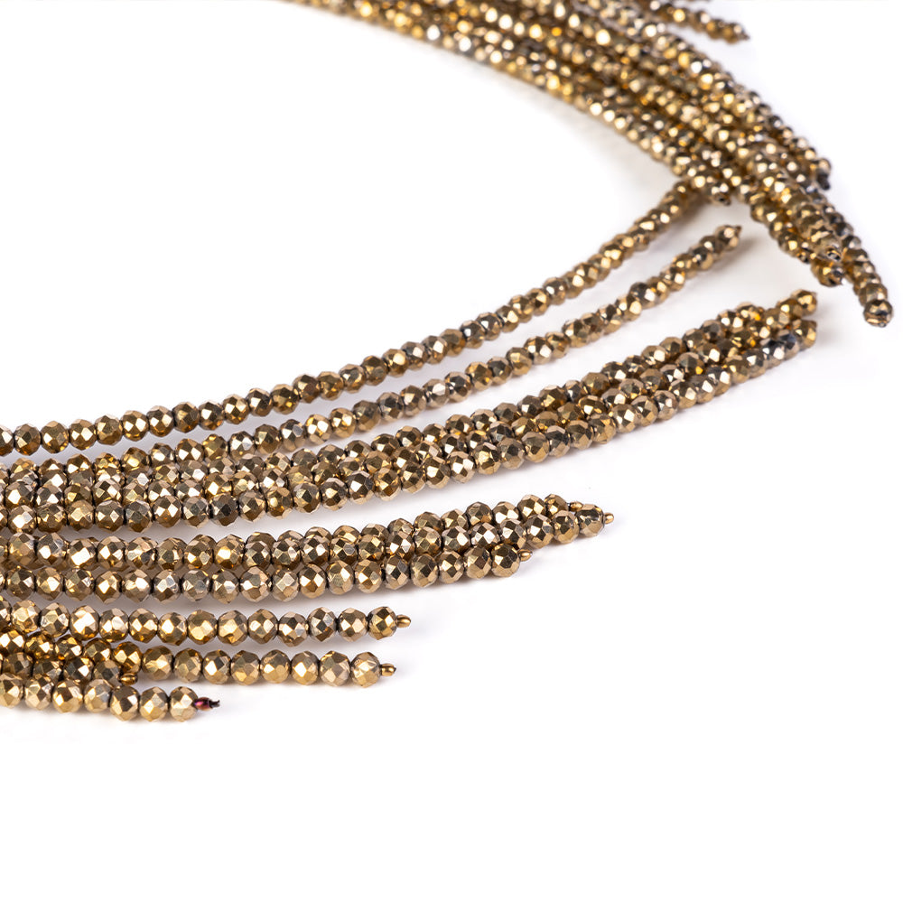 MULTI-STRAIN CHOKER NECKLACE WITH CRYSTALS
