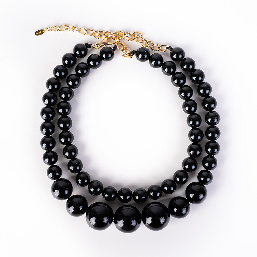 SET OF 2 CHOKER NECKLACES OF DIFFERENT LENGTHS WITH SPHERES