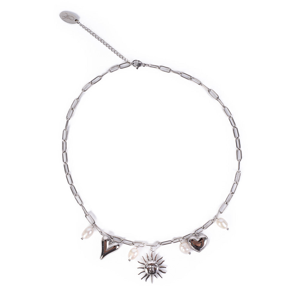CHAIN CHOKER NECKLACE WITH SUN HEARTS AND PEARLS