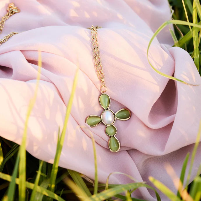 COLLANA LUNGA CON PENDENTE A CROCE CON PIETRE E PERLA