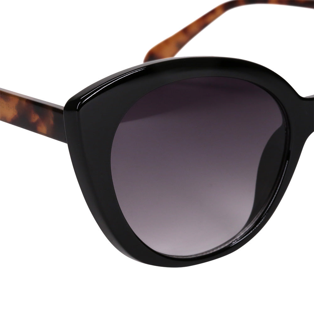 OCCHIALI DA SOLE AD OCCHI DI GATTO