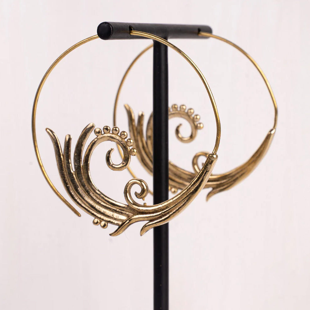 SPIRAL EARRINGS WITH WAVE