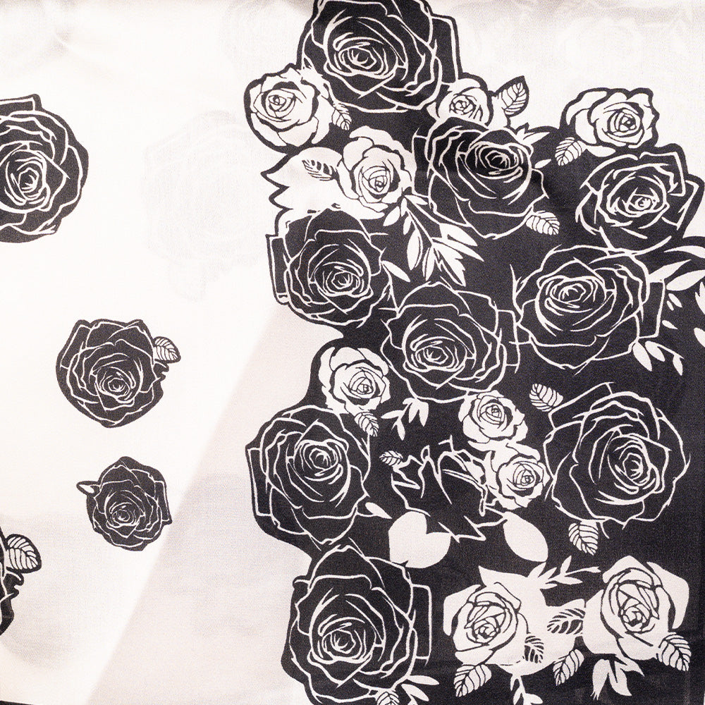 SCIARPA FOULARD DA COLLO CON FIORI NERI