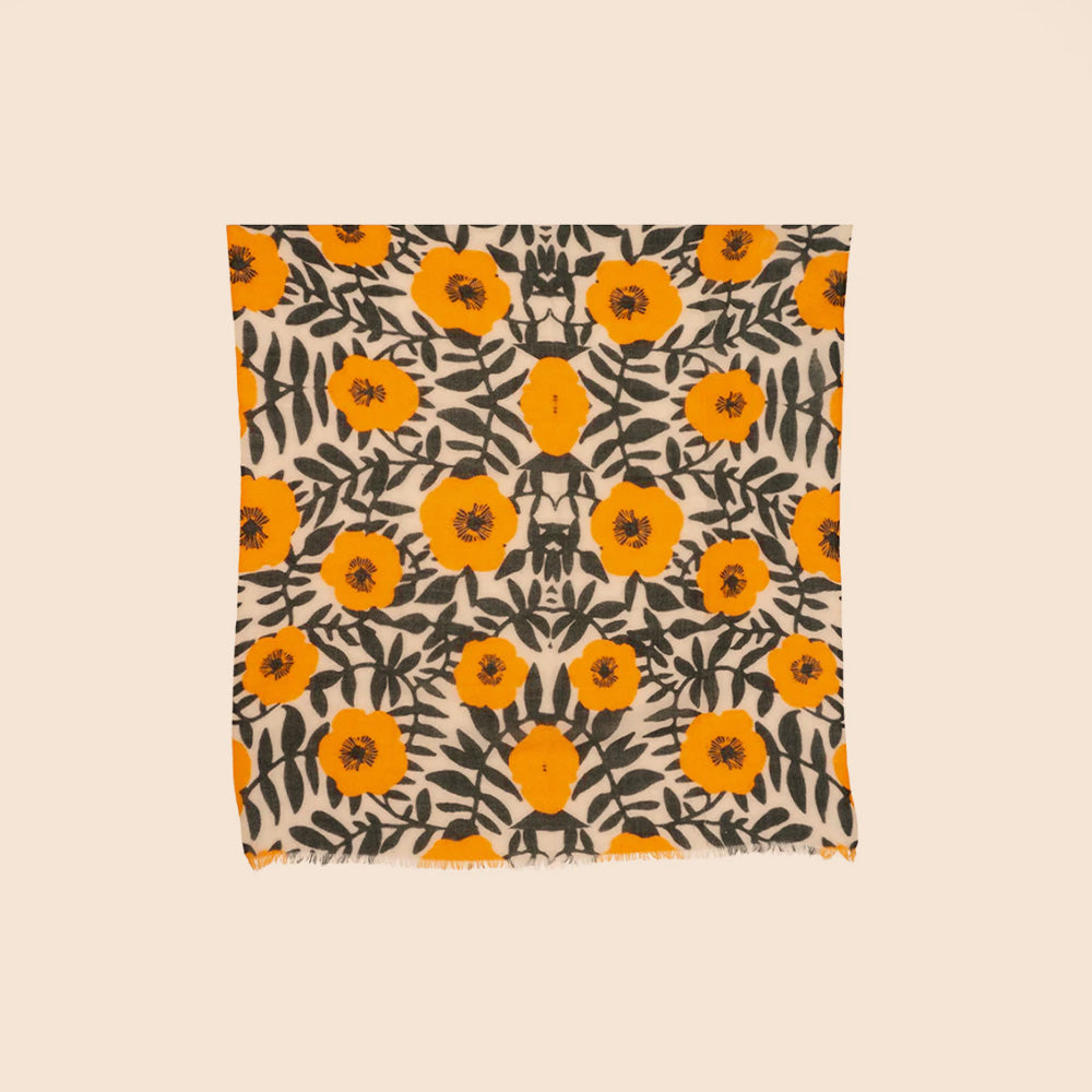 SCIARPA PESANTE IN LANA CON FIORI