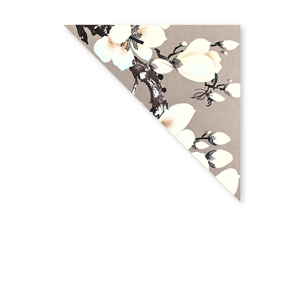 SCIARPA FOULARD IN SETA CON FIORI SU SFONDO TORTORA