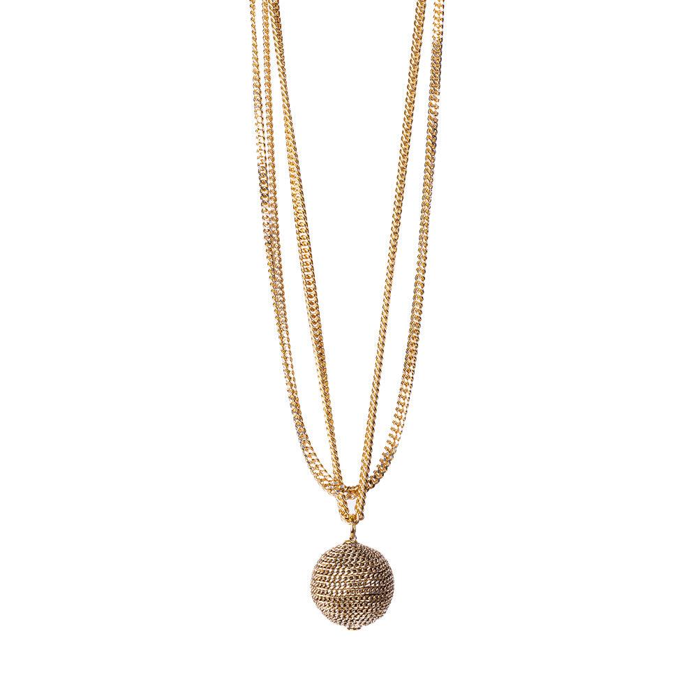 COLLANA LUNGA MULTIFILO CON SFERA RIVESTITA DI CATENE PENDENTE