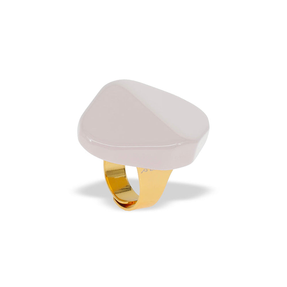 ANELLO CON BOTTONE A ROMBO IRREGOLARE