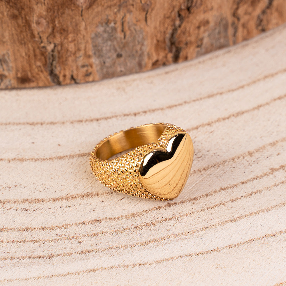 ANELLO DA MIGNOLO CON CUORE LISCIO E FASCIA LAVORATA