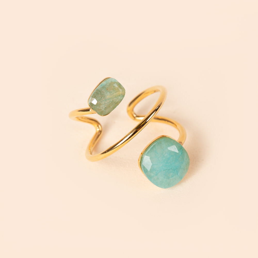 LINEAR RING WITH STONES AT THE ENDS