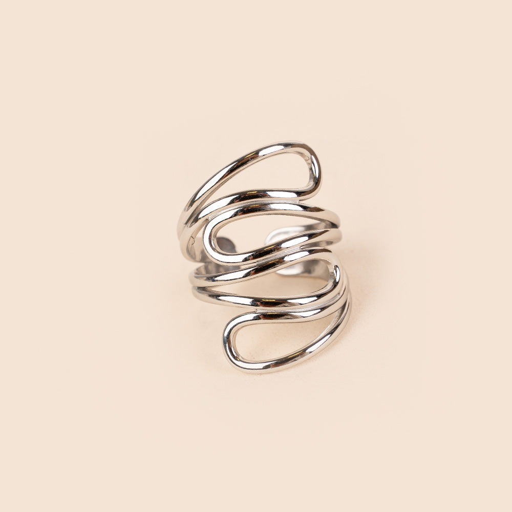 ANELLO A FASCIA CON LINEE CURVE