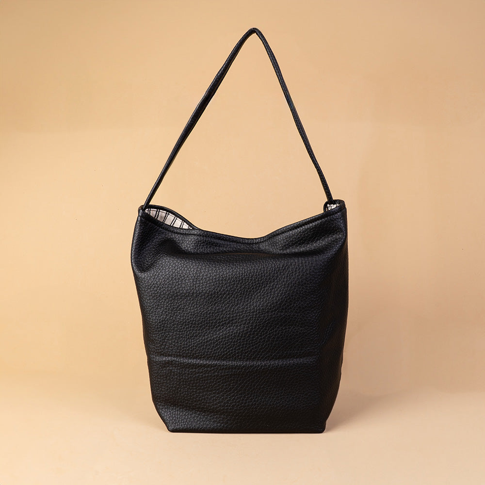 BORSA A SPALLA CON CHIUSURA A CALAMITA