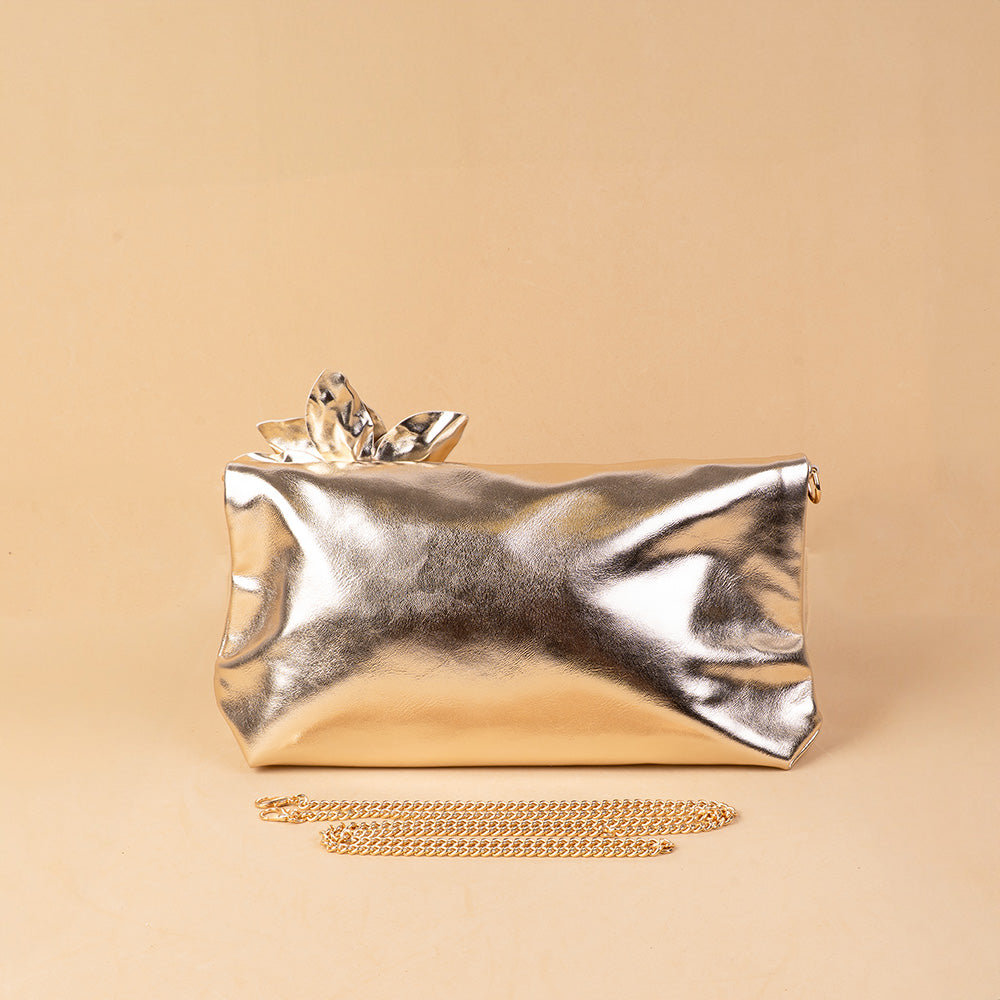 BORSA POCHETTE CON FIORE FRONTALE