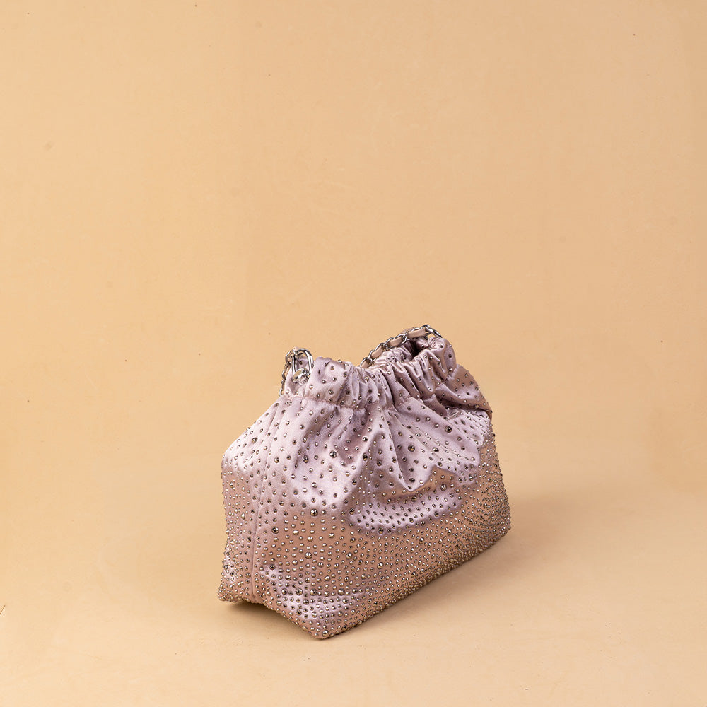 BORSA A TRACOLLA CON BORCHIE EFFETTO STRASS
