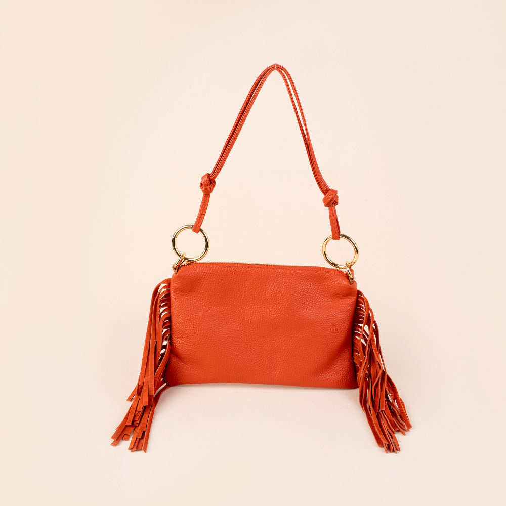 BORSA A SPALLA RETTANGOLARE CON FRANGE AI LATI E TRACOLLA