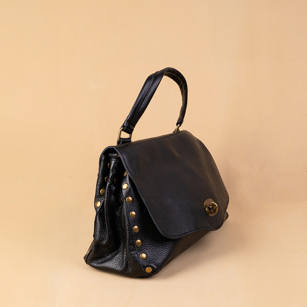 BORSA A SPALLA IN STILE POSTINA CON BORCHIE LATERALI