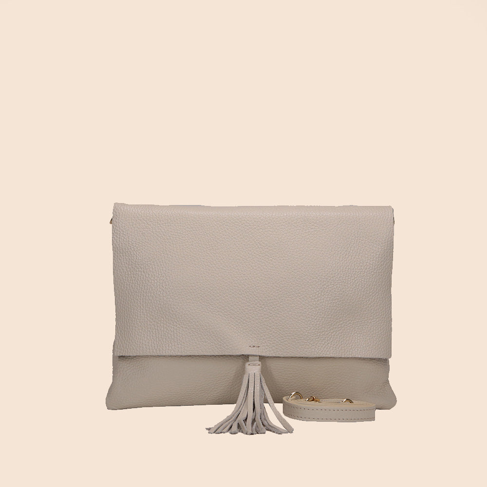 POCHETTE CON NAPPINA CENTRALE