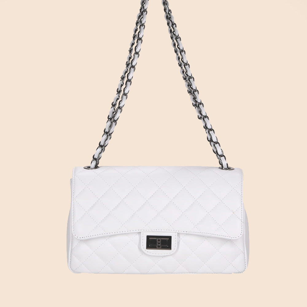 BORSA SPALLA MODELLO TRAPUNTA CON CHIUSURA A GIRELLO E TRACOLLA A CATENA