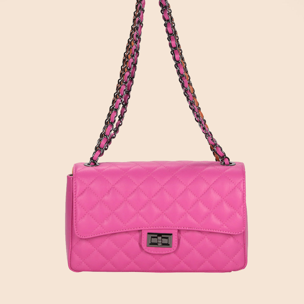 BORSA SPALLA MODELLO TRAPUNTA CON CHIUSURA A GIRELLO E TRACOLLA A CATENA