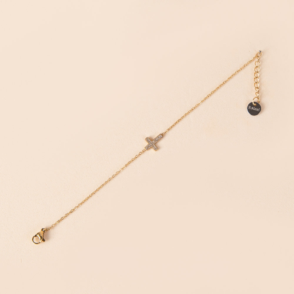 BRACCIALE FINO CON CROCE CON STRASS