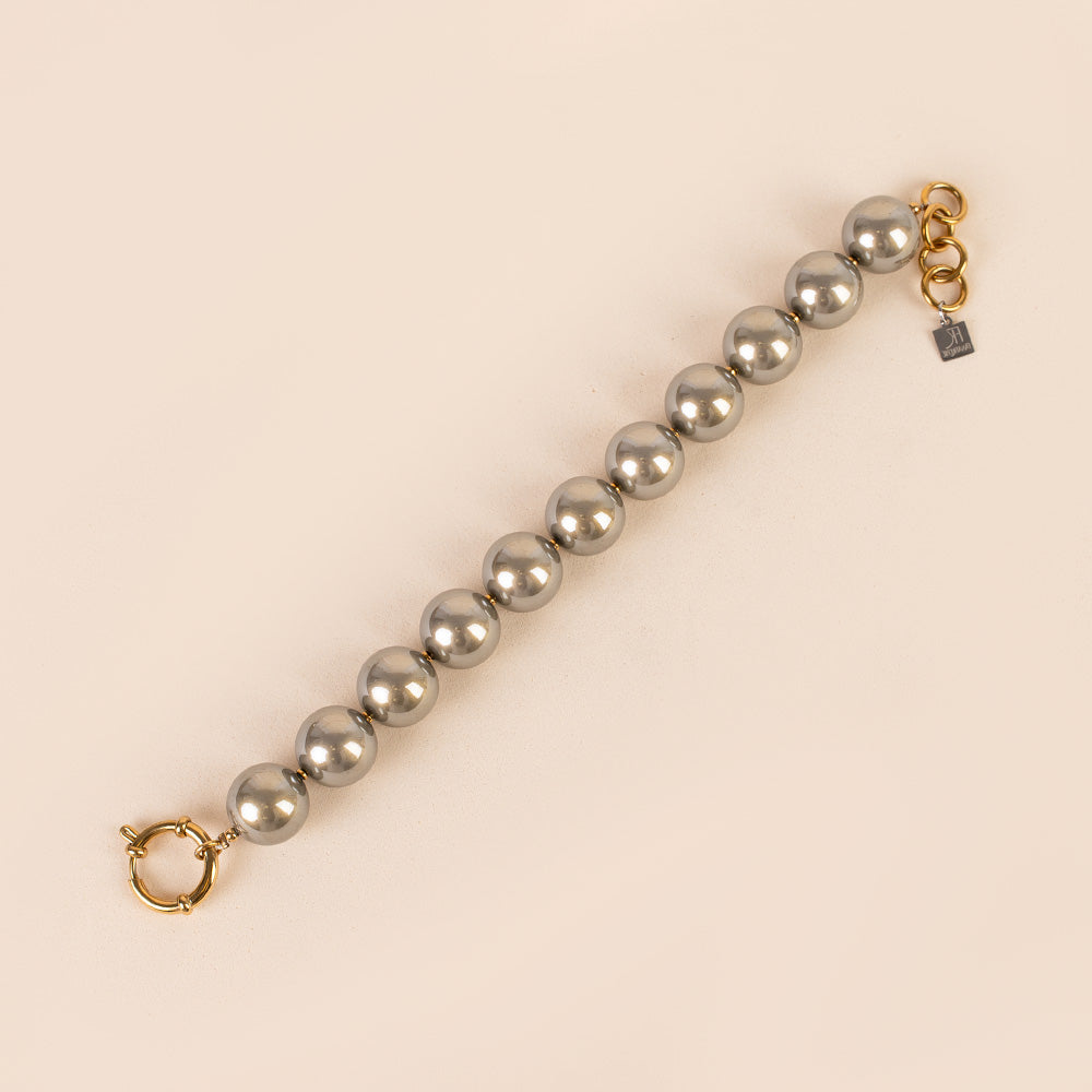 BRACELET WITH SHINY PEARLS