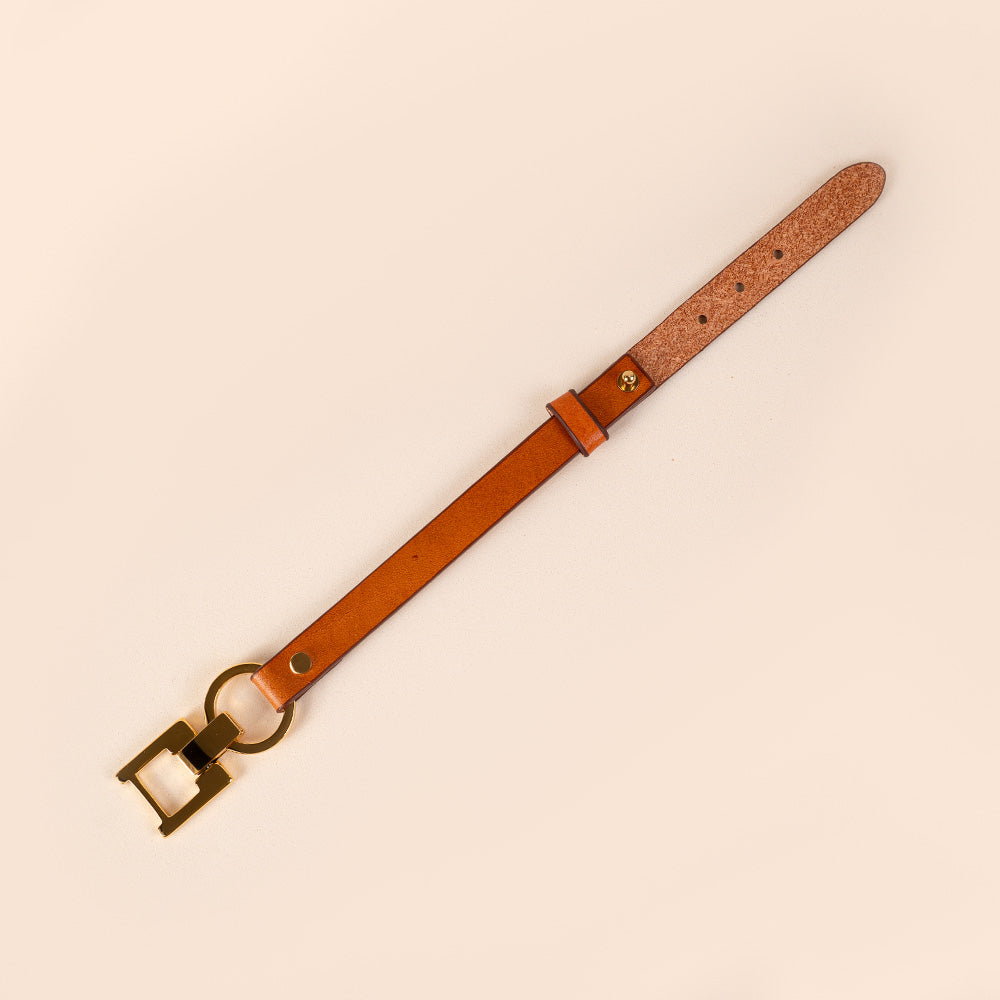 BRACCIALE IN PELLE CON FIBBIA