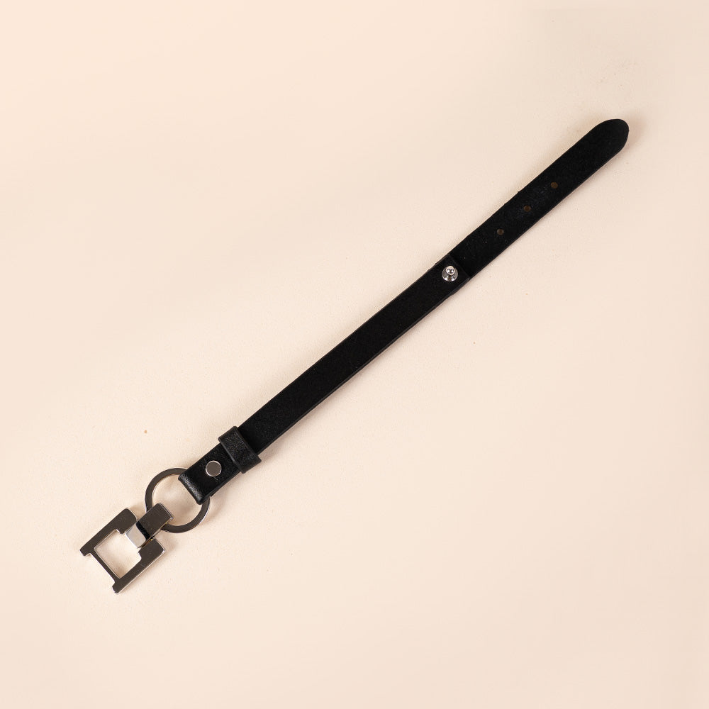 BRACCIALE IN PELLE CON FIBBIA