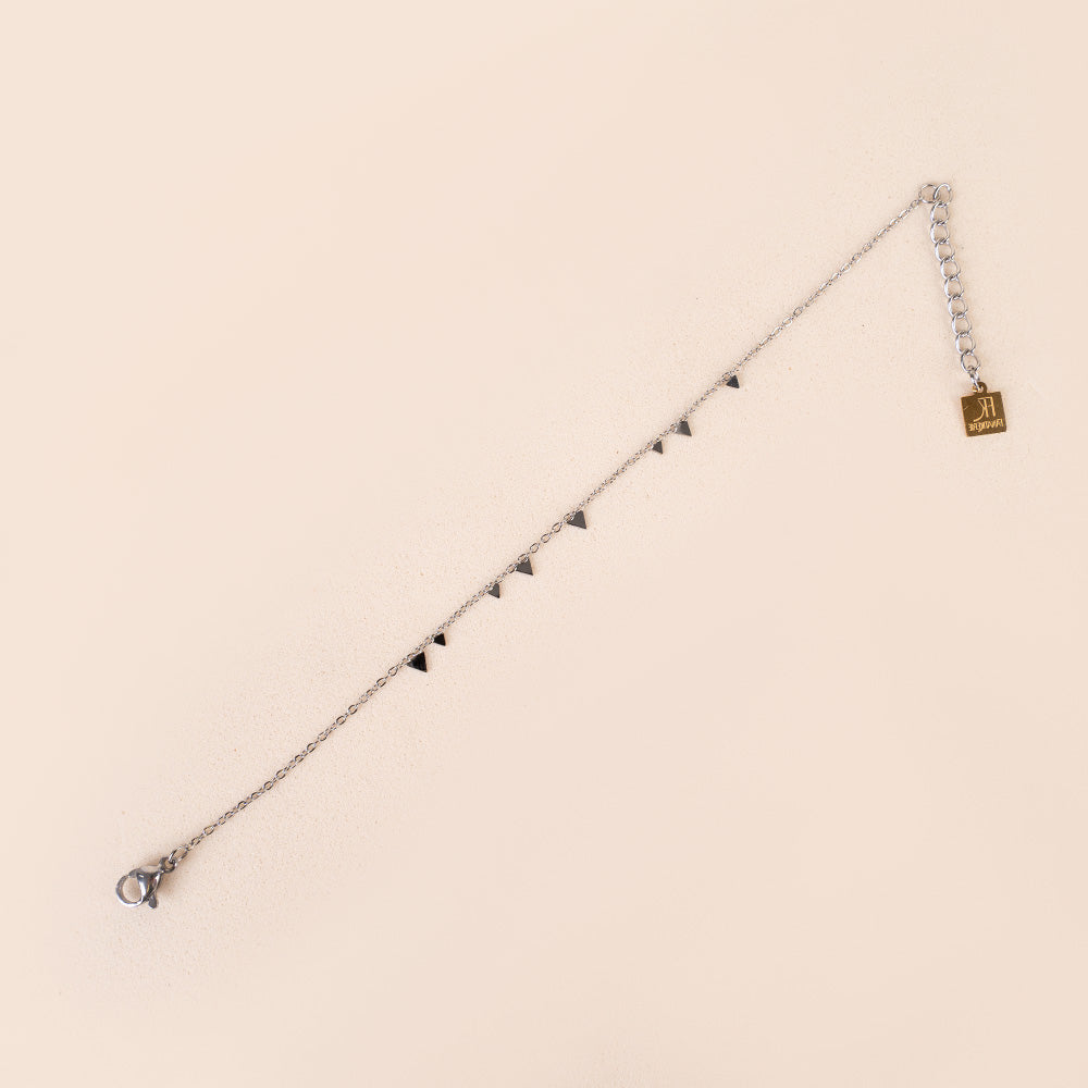 BRACCIALE FINO CON TRIANGOLINI PENDENTI