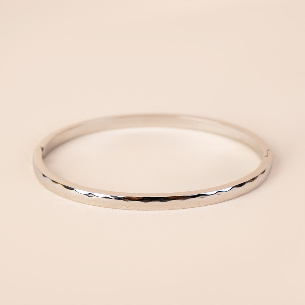 BRACCIALE RIGIDO SFACCETTATO