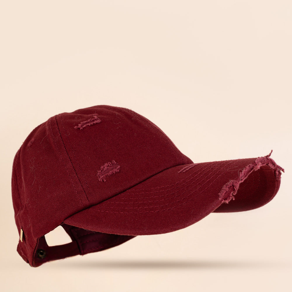 CAPPELLO CON VISIERA E STRAPPI