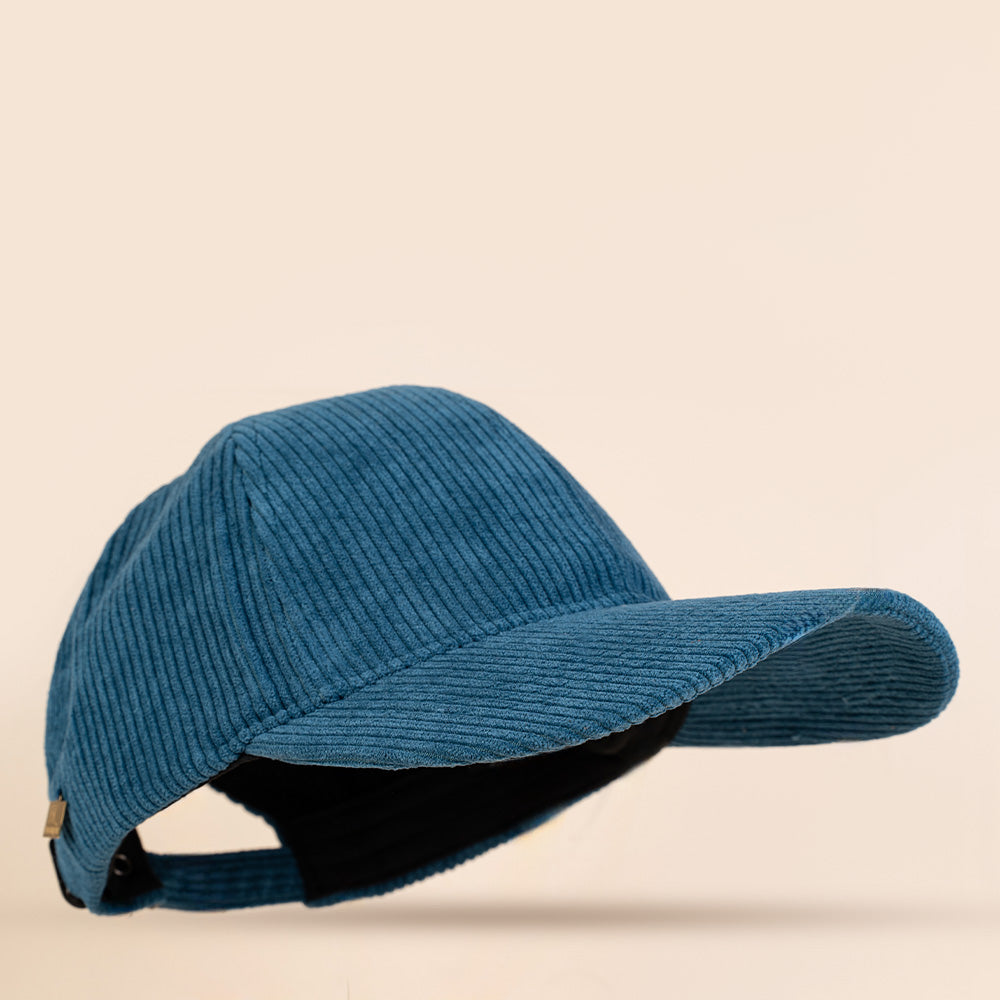 CAPPELLO CON VISIERA IN VELLUTO A COSTINE