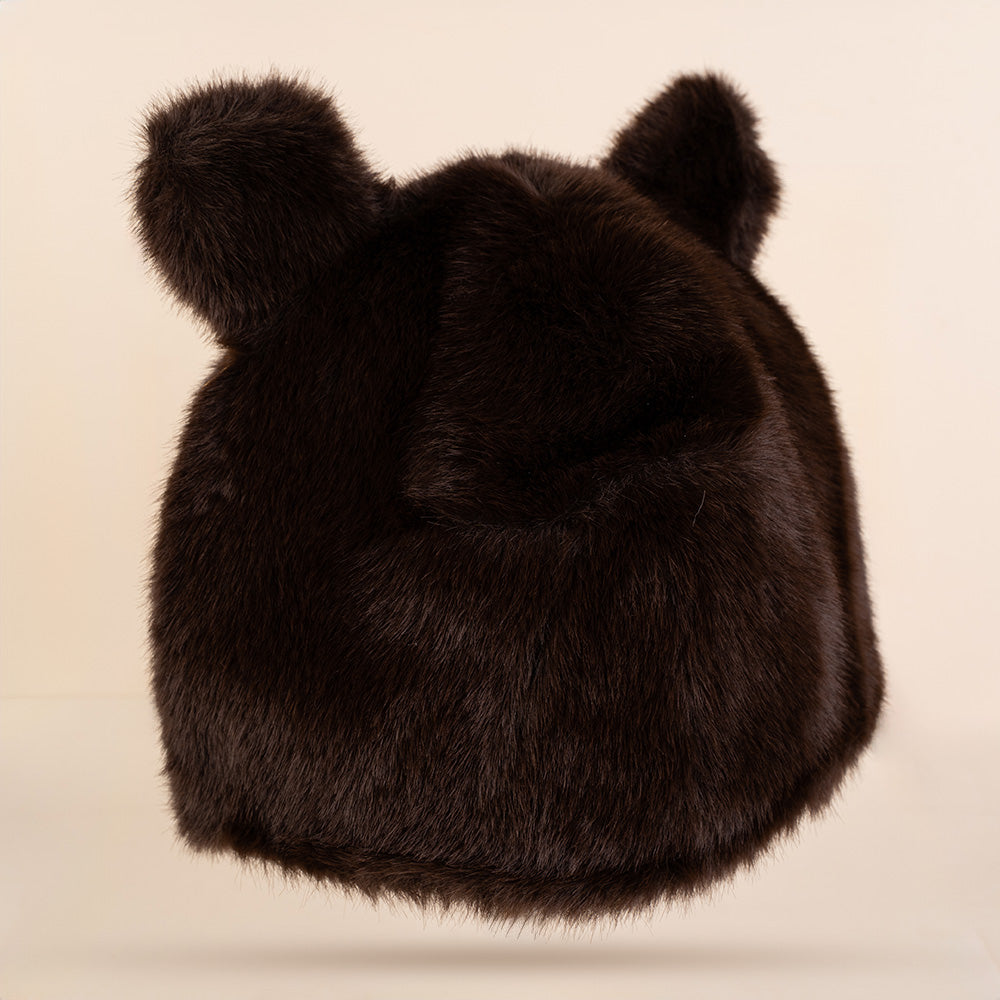 CAPPELLO IN ECOPELLE CON ORECCHIETTE DI ORSO