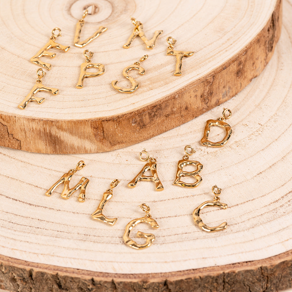 CHARM LETTERE GRANDI IRREGOLARI