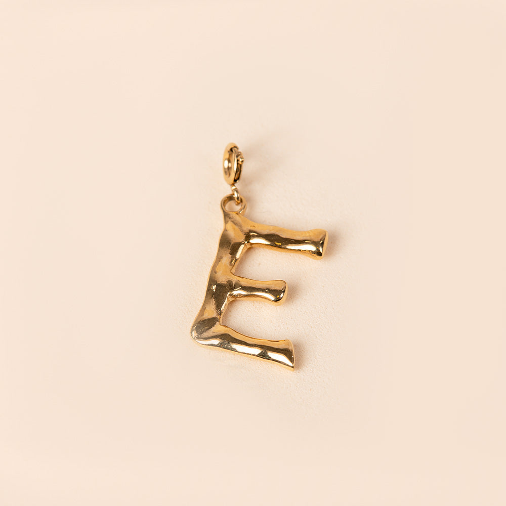 CHARM LETTERE GRANDI IRREGOLARI