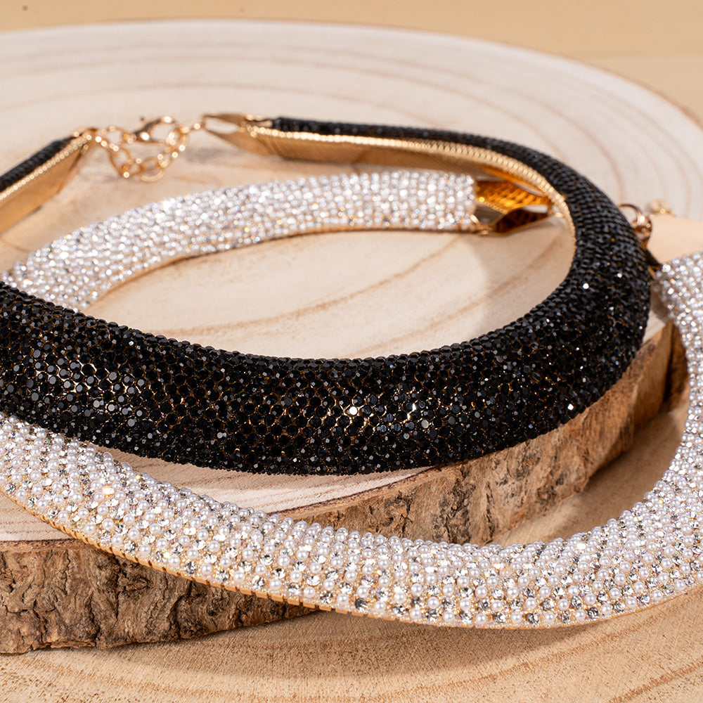 SNAKE CHOKER NECKLACE COVERED WITH RHINESTONE AND PEARLS
