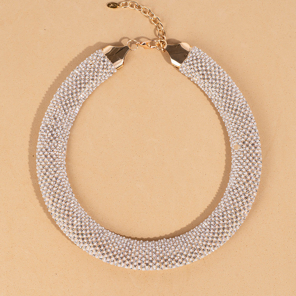 SNAKE CHOKER NECKLACE COVERED WITH RHINESTONE AND PEARLS