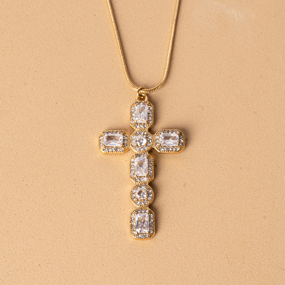 CHOKER NECKLACE WITH CROSS WITH RHINESTONE PENDANT