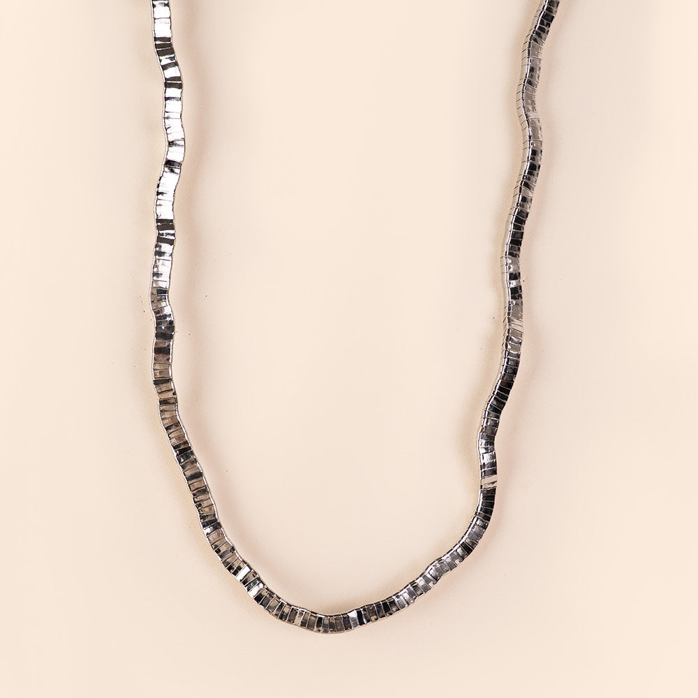 COLLANA LUNGA SEMIRIGIDA SNAKE QUADRATA MODELLABILE