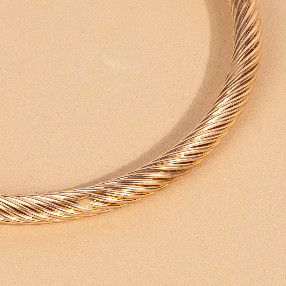 COLLANA GIROCOLLO RIGIDA EFFETTO ARROTOLATO